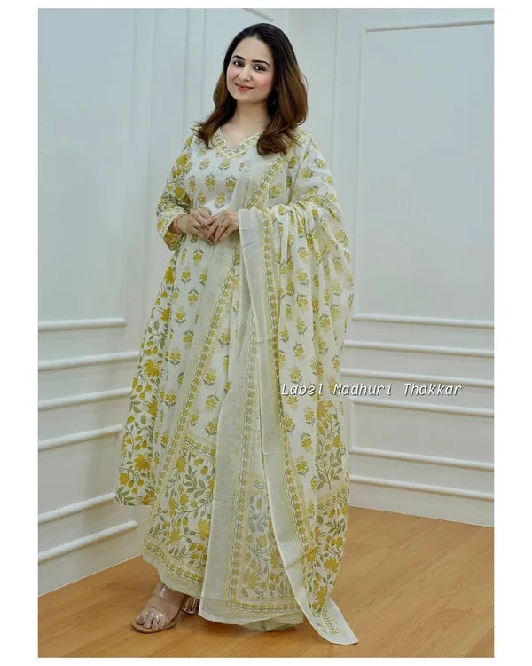 Pure Cotton Kurta And Pants With Dupatta