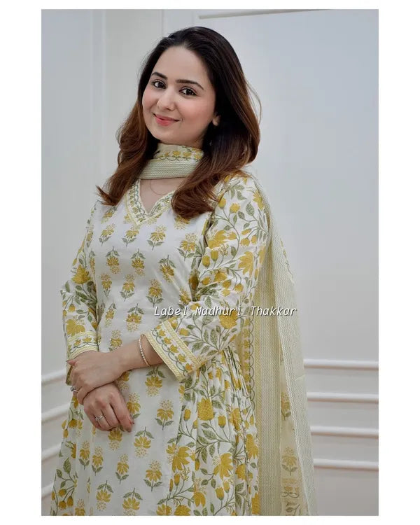 Pure Cotton Kurta And Pants With Dupatta