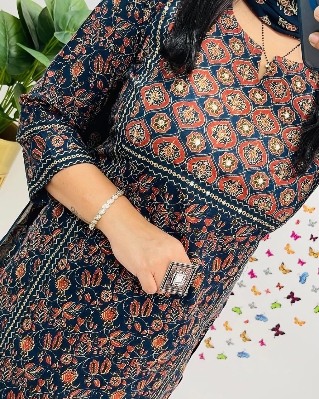 Multicolor Kurta Pant With Dupatta Set Women