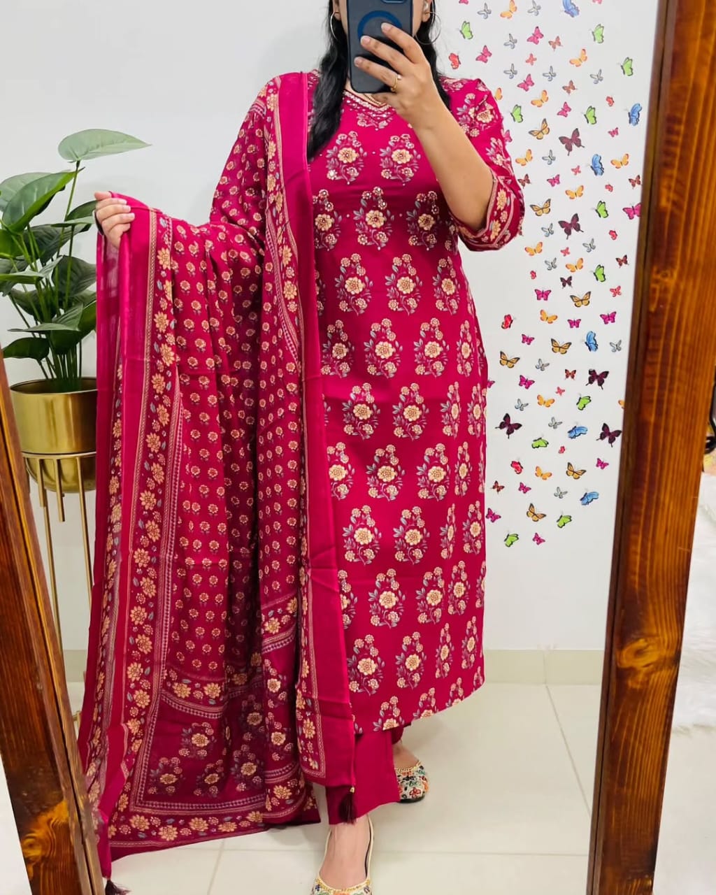 Skylar New Designer Kurta Pant With Dupatta Set Multi Red