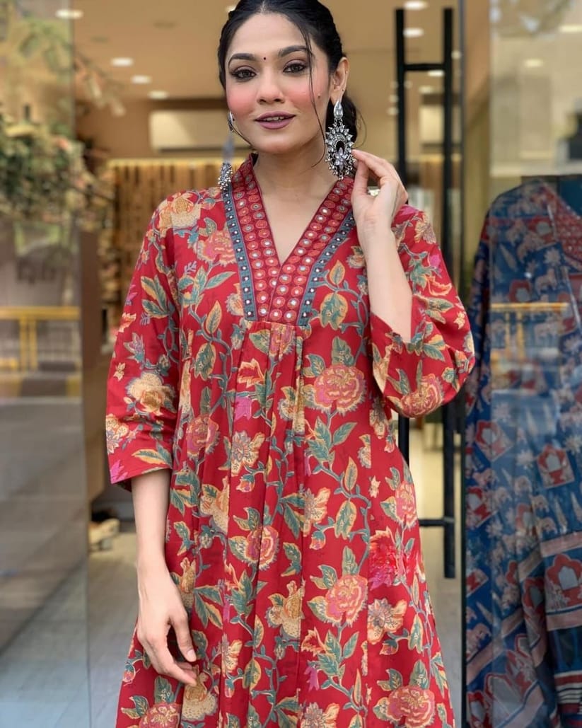 Cotton New Designer Kurta Pant And Dupatta Set Red