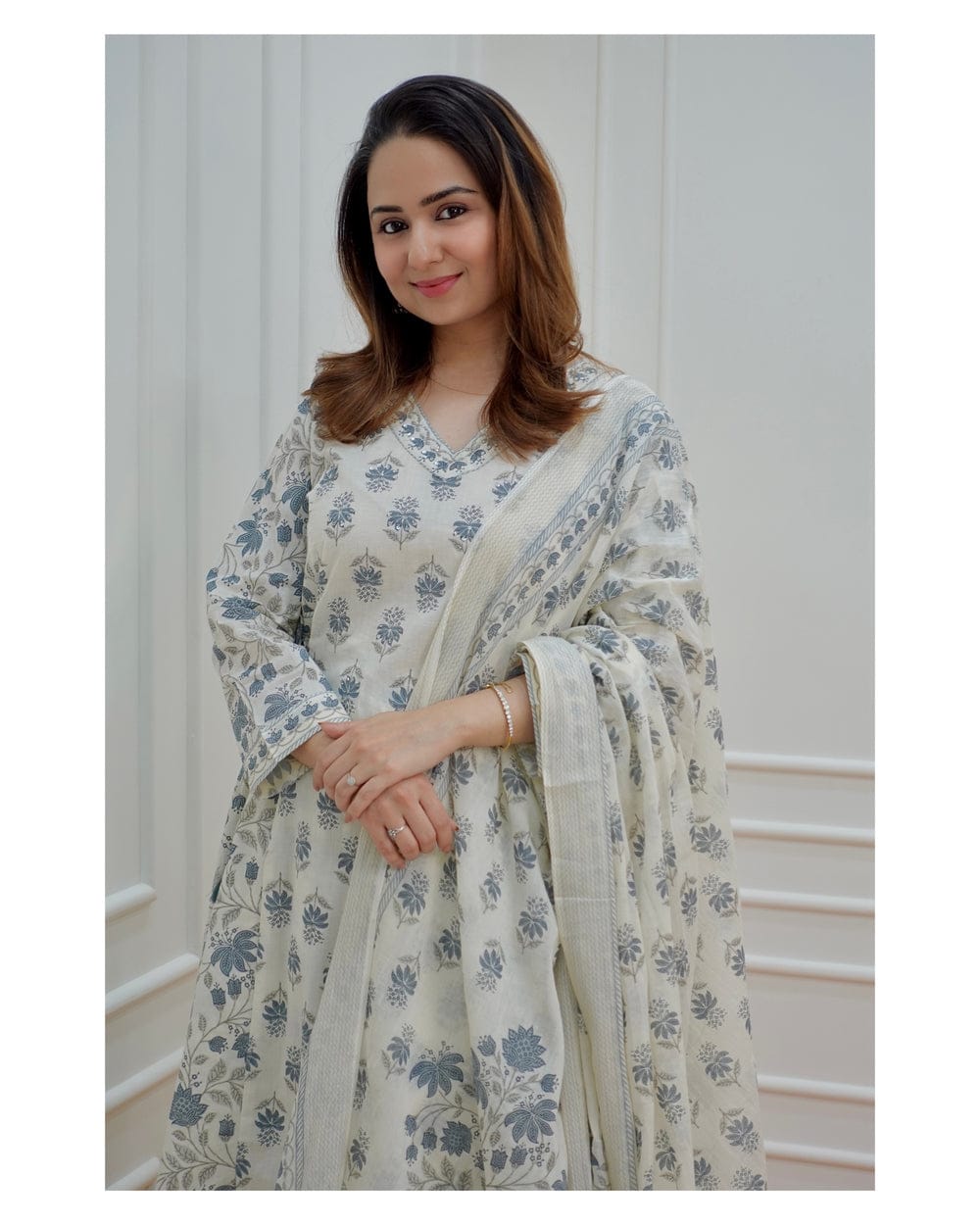 Cotton Kurta and Pant with Dupatta Grey Off White
