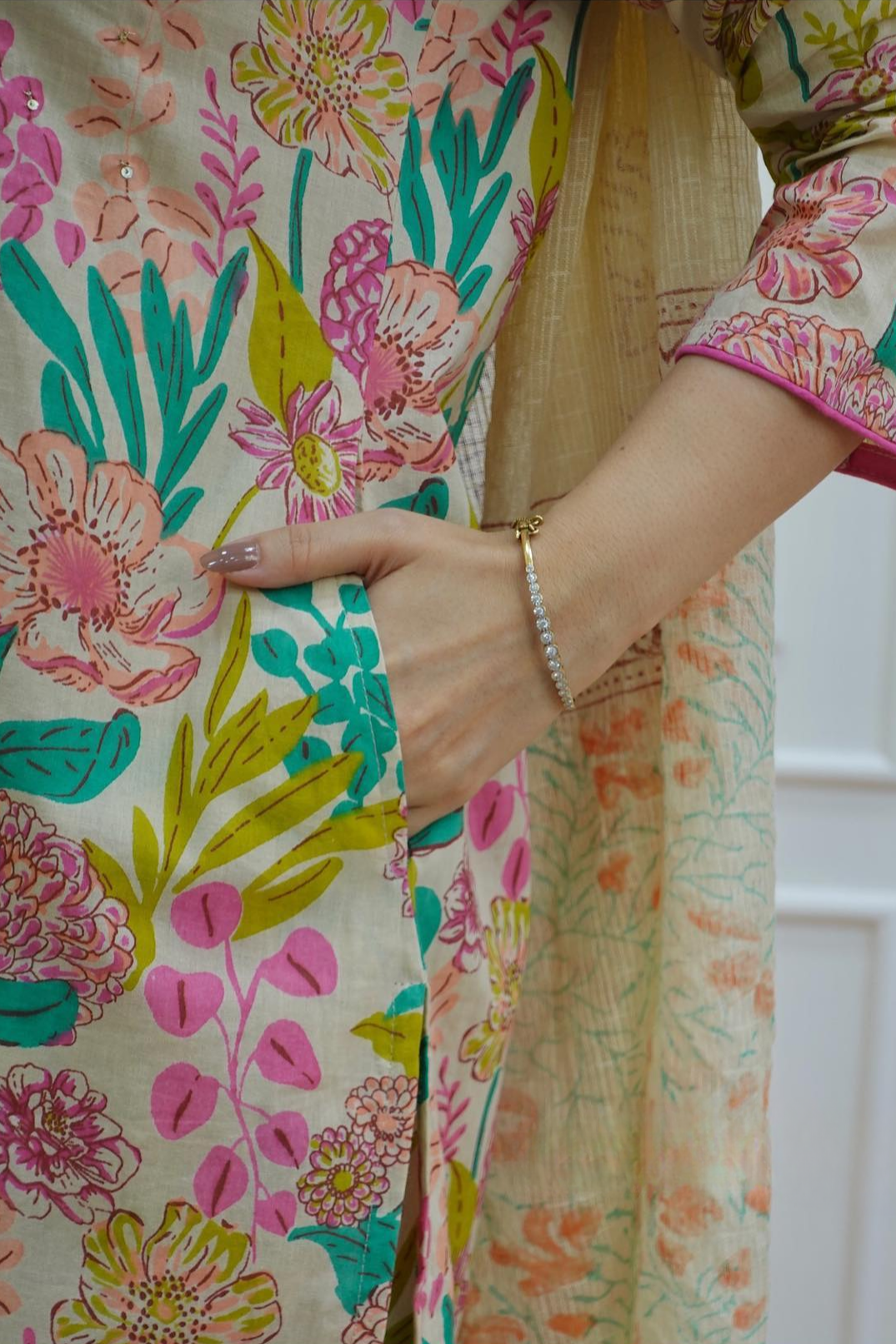 Pure Cotton Kurta And Pants With Dupatta