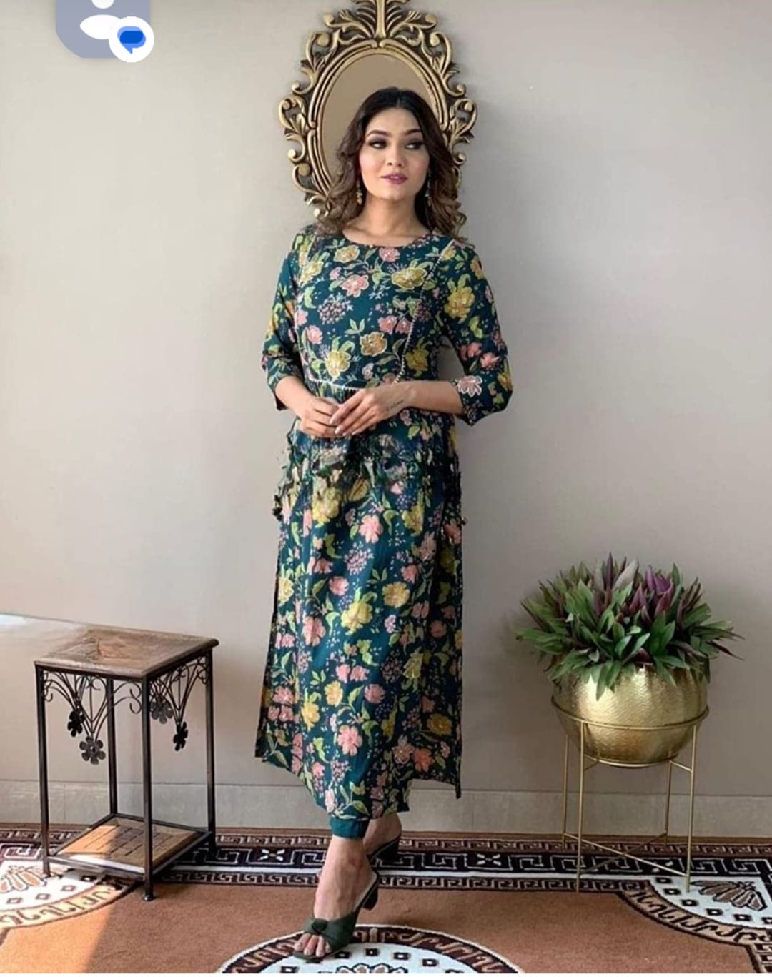 Rayon Green Flower Naira Cut Kurta Pant