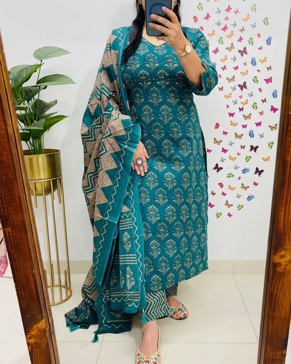 Zoya Kurta Pant With Dupatta Set Cotton Green