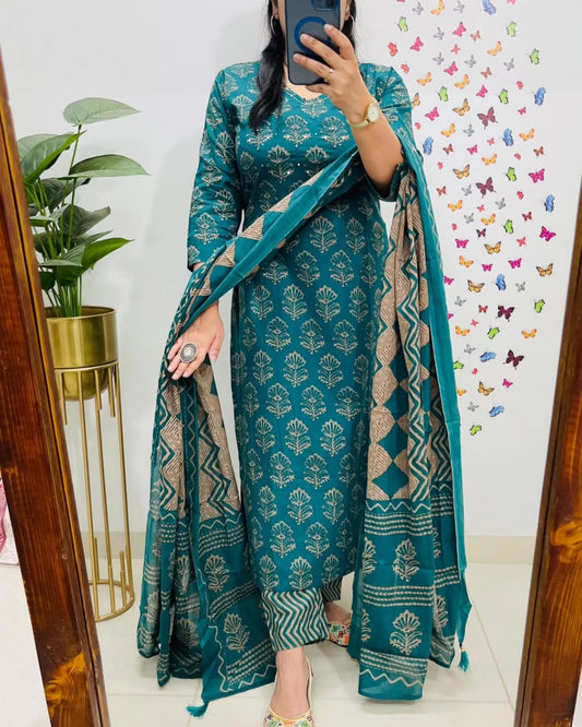 Zoya Kurta Pant With Dupatta Set Cotton Green